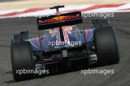 24.04.2009 Manama, Bahrain,  Mark Webber (AUS), Red Bull Racing  - Formula 1 World Championship, Rd 4, Bahrain Grand Prix, Friday Practice
