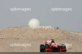24.04.2009 Manama, Bahrain,  Felipe Massa (BRA), Scuderia Ferrari  - Formula 1 World Championship, Rd 4, Bahrain Grand Prix, Friday Practice