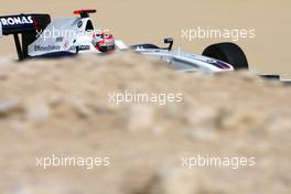24.04.2009 Manama, Bahrain,  Robert Kubica (POL), BMW Sauber F1 Team  - Formula 1 World Championship, Rd 4, Bahrain Grand Prix, Friday Practice