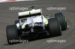 24.04.2009 Manama, Bahrain,  Rubens Barrichello (BRA), Brawn GP  - Formula 1 World Championship, Rd 4, Bahrain Grand Prix, Friday Practice