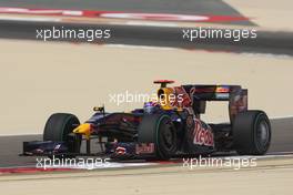 24.04.2009 Manama, Bahrain,  Mark Webber (AUS), Red Bull Racing, RB5 - Formula 1 World Championship, Rd 4, Bahrain Grand Prix, Friday Practice