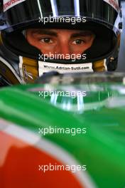 24.04.2009 Manama, Bahrain,  Adrian Sutil (GER), Force India F1 Team  - Formula 1 World Championship, Rd 4, Bahrain Grand Prix, Friday Practice