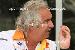 24.04.2009 Manama, Bahrain,  Flavio Briatore (ITA), Renault F1 Team, Team Chief, Managing Director   - Formula 1 World Championship, Rd 4, Bahrain Grand Prix, Friday