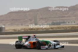 24.04.2009 Manama, Bahrain,  Adrian Sutil (GER), Force India F1 Team, VJM-02, VJM02, VJM 02 - Formula 1 World Championship, Rd 4, Bahrain Grand Prix, Friday Practice