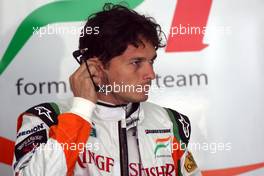 24.04.2009 Manama, Bahrain,  Giancarlo Fisichella (ITA), Force India F1 Team - Formula 1 World Championship, Rd 4, Bahrain Grand Prix, Friday Practice