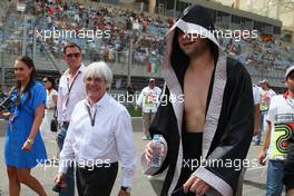 26.04.2009 Manama, Bahrain,  Bernie Ecclestone (GBR), President and CEO of Formula One Management - Formula 1 World Championship, Rd 4, Bahrain Grand Prix, Sunday Pre-Race Grid