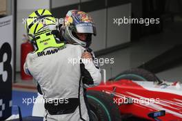 26.04.2009 Manama, Bahrain,  Jenson Button (GBR), Brawn GP and Sebastian Vettel (GER), Red Bull Racing - Formula 1 World Championship, Rd 4, Bahrain Grand Prix, Sunday Podium