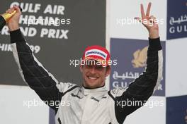 26.04.2009 Manama, Bahrain,  Jenson Button (GBR), Brawn GP - Formula 1 World Championship, Rd 4, Bahrain Grand Prix, Sunday Podium