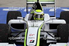 26.04.2009 Manama, Bahrain,  Jenson Button (GBR), Brawn GP - Formula 1 World Championship, Rd 4, Bahrain Grand Prix, Sunday Podium