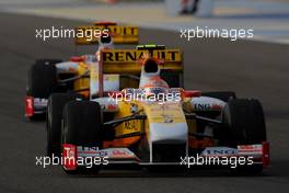 26.04.2009 Manama, Bahrain,  Nelson Piquet Jr (BRA), Renault F1 Team, R29 - Formula 1 World Championship, Rd 4, Bahrain Grand Prix, Sunday Race