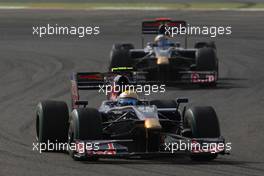 26.04.2009 Manama, Bahrain,  Sébastien Buemi (SUI), Scuderia Toro Rosso, STR4, STR04, STR-04 - Formula 1 World Championship, Rd 4, Bahrain Grand Prix, Sunday Race