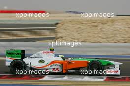 25.04.2009 Manama, Bahrain,  Giancarlo Fisichella (ITA), Force India F1 Team, VJM-02, VJM02, VJM 02 - Formula 1 World Championship, Rd 4, Bahrain Grand Prix, Saturday Qualifying