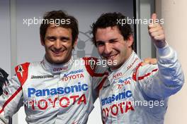 25.04.2009 Manama, Bahrain,  Jarno Trulli (ITA), Toyota Racing, Timo Glock (GER), Toyota F1 Team - Formula 1 World Championship, Rd 4, Bahrain Grand Prix, Saturday Qualifying