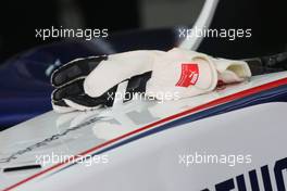 25.04.2009 Manama, Bahrain,  gloves of Robert Kubica (POL),  BMW Sauber F1 Team - Formula 1 World Championship, Rd 4, Bahrain Grand Prix, Saturday Practice