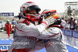 25.04.2009 Manama, Bahrain,  Jarno Trulli (ITA), Toyota F1 Team and Timo Glock (GER), Toyota F1 Team  - Formula 1 World Championship, Rd 4, Bahrain Grand Prix, Saturday Qualifying