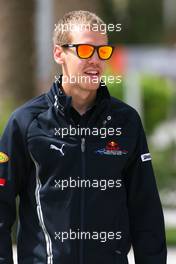 25.04.2009 Manama, Bahrain,  Sebastian Vettel (GER), Red Bull Racing  - Formula 1 World Championship, Rd 4, Bahrain Grand Prix, Saturday
