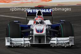 25.04.2009 Manama, Bahrain,  Robert Kubica (POL), BMW Sauber F1 Team, F1.09 - Formula 1 World Championship, Rd 4, Bahrain Grand Prix, Saturday Qualifying