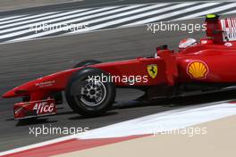 25.04.2009 Manama, Bahrain,  Kimi Raikkonen (FIN), Räikkönen, Scuderia Ferrari, F60 - Formula 1 World Championship, Rd 4, Bahrain Grand Prix, Saturday Practice