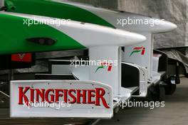 25.04.2009 Manama, Bahrain,  Force India F1 Team front wings - Formula 1 World Championship, Rd 4, Bahrain Grand Prix, Saturday Practice