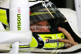 25.04.2009 Manama, Bahrain,  Jenson Button (GBR), Brawn GP  - Formula 1 World Championship, Rd 4, Bahrain Grand Prix, Saturday Practice