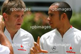 26.04.2009 Manama, Bahrain,  Lewis Hamilton (GBR), McLaren Mercedes  - Formula 1 World Championship, Rd 4, Bahrain Grand Prix, Sunday
