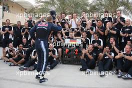 26.04.2009 Manama, Bahrain,  celebration shot of Sebastian Vettel (GER), Red Bull Racing  / Christian Horner (GBR), Red Bull Racing, Sporting Director - Formula 1 World Championship, Rd 4, Bahrain Grand Prix, Sunday