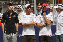 26.04.2009 Manama, Bahrain,  Sebastian Vettel (GER), Red Bull Racing, Timo Glock (GER), Toyota F1 Team, Jarno Trulli (ITA), Toyota Racing and Nick Heidfeld (GER), BMW Sauber F1 Team - Formula 1 World Championship, Rd 4, Bahrain Grand Prix, Sunday