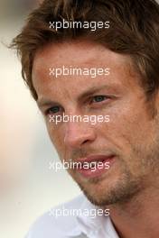 23.04.2009 Manama, Bahrain,  Jenson Button (GBR), Brawn GP - Formula 1 World Championship, Rd 4, Bahrain Grand Prix, Thursday