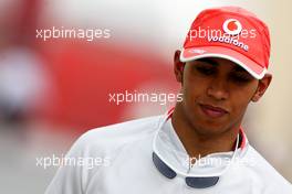 23.04.2009 Manama, Bahrain,  Lewis Hamilton (GBR), McLaren Mercedes - Formula 1 World Championship, Rd 4, Bahrain Grand Prix, Thursday