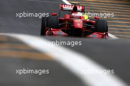 16.10.2009 Sao Paulo, Brazil,  Kimi Raikkonen (FIN), Räikkönen, Scuderia Ferrari - Formula 1 World Championship, Rd 16, Brazilian Grand Prix, Friday Practice