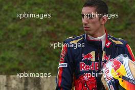 16.10.2009 Sao Paulo, Brazil,  Sebastien Buemi (SUI), Scuderia Toro Rosso  - Formula 1 World Championship, Rd 16, Brazilian Grand Prix, Friday Practice