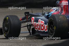 16.10.2009 Sao Paulo, Brazil,  Sebastien Buemi (SUI), Scuderia Toro Rosso  - Formula 1 World Championship, Rd 16, Brazilian Grand Prix, Friday Practice