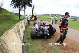 16.10.2009 Sao Paulo, Brazil,  Sebastien Buemi (SUI), Scuderia Toro Rosso  - Formula 1 World Championship, Rd 16, Brazilian Grand Prix, Friday Practice