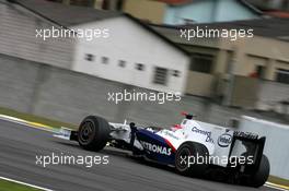 16.10.2009 Sao Paulo, Brazil,  Robert Kubica (POL), BMW Sauber F1 Team  - Formula 1 World Championship, Rd 16, Brazilian Grand Prix, Friday Practice