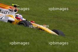 16.10.2009 Sao Paulo, Brazil,  Romain Grosjean (FRA), Renault F1 Team - Formula 1 World Championship, Rd 16, Brazilian Grand Prix, Friday Practice