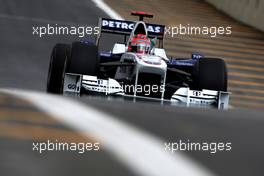 16.10.2009 Sao Paulo, Brazil,  Robert Kubica (POL),  BMW Sauber F1 Team - Formula 1 World Championship, Rd 16, Brazilian Grand Prix, Friday Practice
