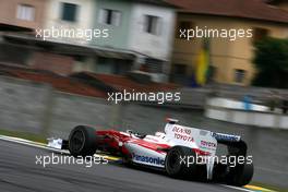 16.10.2009 Sao Paulo, Brazil,  Jarno Trulli (ITA), Toyota F1 Team  - Formula 1 World Championship, Rd 16, Brazilian Grand Prix, Friday Practice