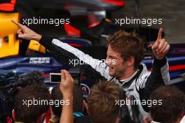 18.10.2009 Sao Paulo, Brazil,  Jenson Button (GBR), Brawn GP  - Formula 1 World Championship, Rd 16, Brazilian Grand Prix, Sunday Podium