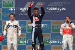 18.10.2009 Sao Paulo, Brazil,  Robert Kubica (POL), BMW Sauber F1 Team, Mark Webber (AUS), Red Bull Racing  and Lewis Hamilton (GBR), McLaren Mercedes - Formula 1 World Championship, Rd 16, Brazilian Grand Prix, Sunday Podium