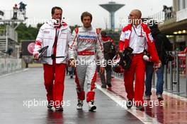 17.10.2009 Sao Paulo, Brazil,  Jarno Trulli (ITA), Toyota F1 Team  - Formula 1 World Championship, Rd 16, Brazilian Grand Prix, Saturday Practice