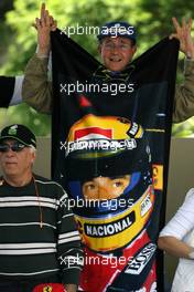 18.10.2009 Sao Paulo, Brazil,  Fan of Ayrton Senna - Formula 1 World Championship, Rd 16, Brazilian Grand Prix, Sunday