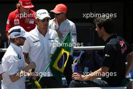 18.10.2009 Sao Paulo, Brazil,  Nick Heidfeld (GER), BMW Sauber F1 Team, Jenson Button (GBR), BrawnGP, Mark Webber (AUS), Red Bull Racing - Formula 1 World Championship, Rd 16, Brazilian Grand Prix, Sunday