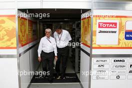 18.10.2009 Sao Paulo, Brazil,  Bernie Ecclestone (GBR) - Formula 1 World Championship, Rd 16, Brazilian Grand Prix, Sunday