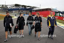 15.10.2009 Sao Paulo, Brazil,  Sebastian Vettel (GER), Red Bull Racing walks the circuit - Formula 1 World Championship, Rd 16, Brazilian Grand Prix, Thursday