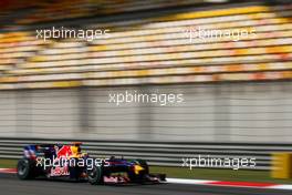 17.04.2009 Shanghai, China,  Mark Webber (AUS), Red Bull Racing, RB5 - Formula 1 World Championship, Rd 3, Chinese Grand Prix, Friday Practice