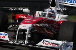17.04.2009 Shanghai, China,  Jarno Trulli (ITA), Toyota Racing, TF109 - Formula 1 World Championship, Rd 3, Chinese Grand Prix, Friday Practice