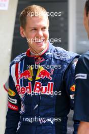 17.04.2009 Shanghai, China,  Sebastian Vettel (GER), Red Bull Racing, Pitlane, Box, Garage - Formula 1 World Championship, Rd 3, Chinese Grand Prix, Friday Practice
