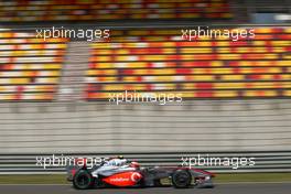17.04.2009 Shanghai, China,  Heikki Kovalainen (FIN), McLaren Mercedes, MP4-24 - Formula 1 World Championship, Rd 3, Chinese Grand Prix, Friday Practice