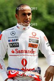 17.04.2009 Shanghai, China,  Lewis Hamilton (GBR), McLaren Mercedes - Formula 1 World Championship, Rd 3, Chinese Grand Prix, Friday Practice