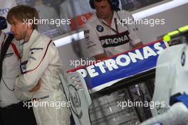 17.04.2009 Shanghai, China,  Nick Heidfeld (GER), BMW Sauber F1 Team - Formula 1 World Championship, Rd 3, Chinese Grand Prix, Friday Practice